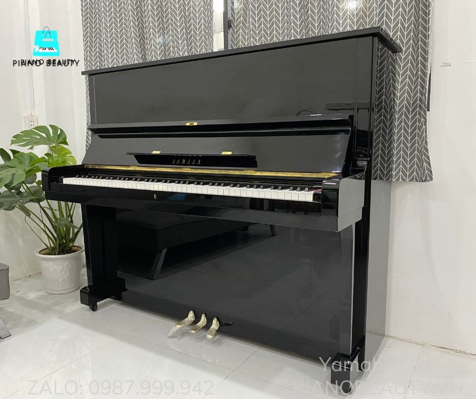 Đàn Piano cơ Yamaha U2F - Piano Beauty
