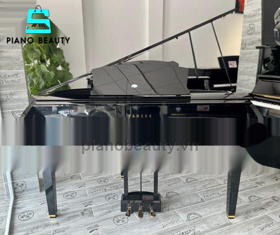 Piano Yamaha DGP7