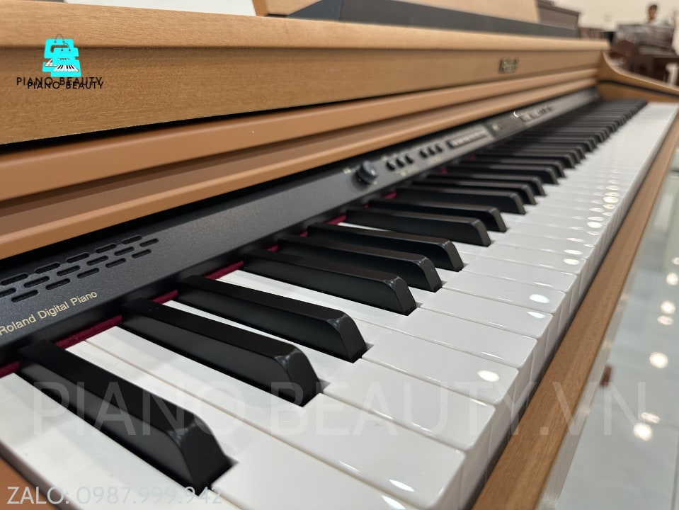 Đàn Piano điện Roland HP203LC
