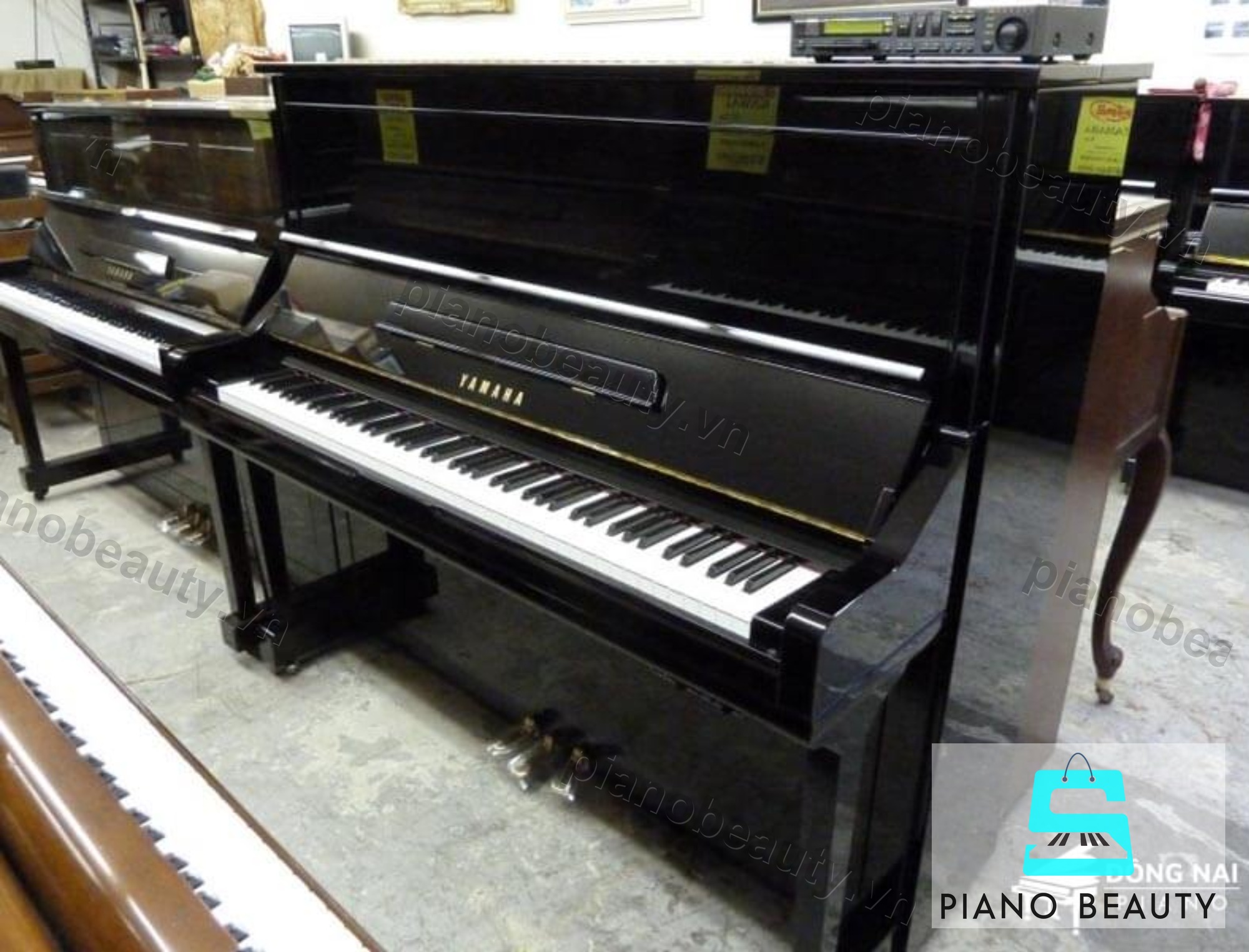 Đàn Piano Yamaha YU3SXG