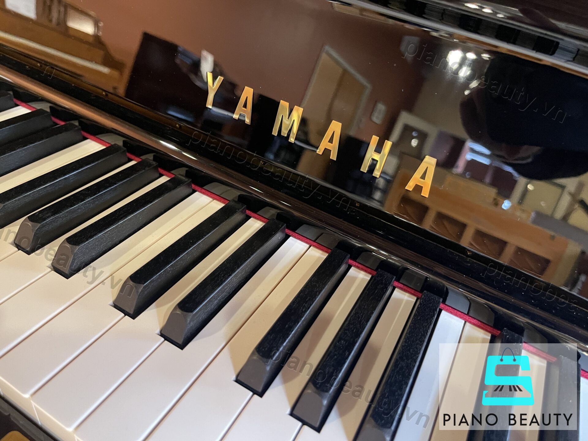 Đàn Piano Yamaha YUS5